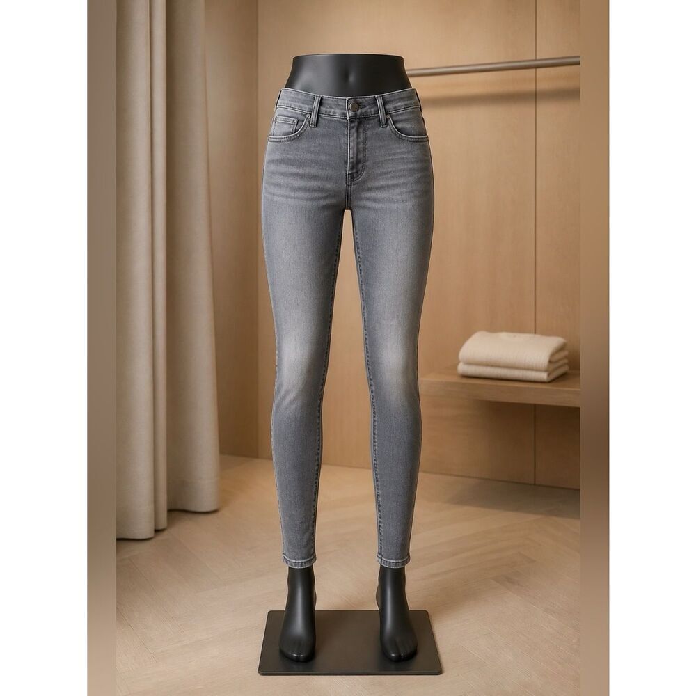 Lucky Brand Light Gray Denim Brooke Legging 2/26